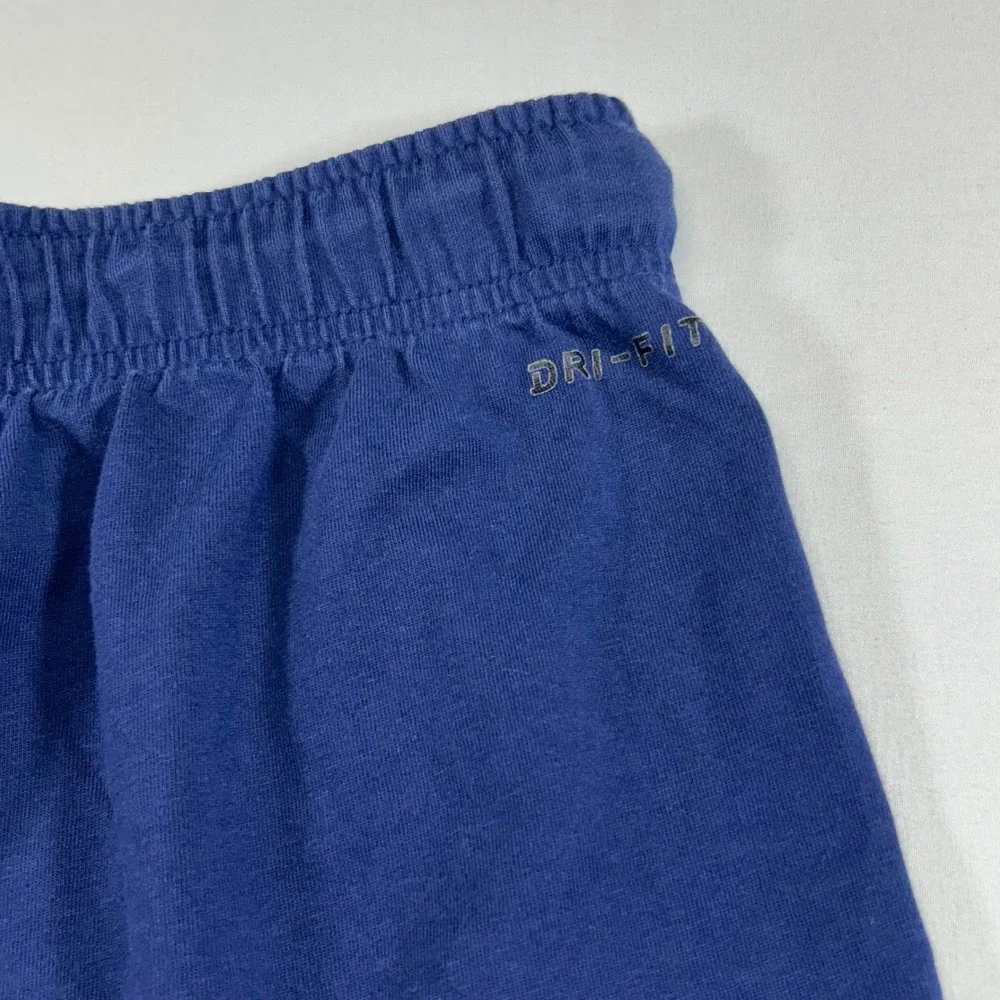 Nike Dri-FIT Mens Shorts Navy Blue Elastic Waist Pockets Size Medium Athletic